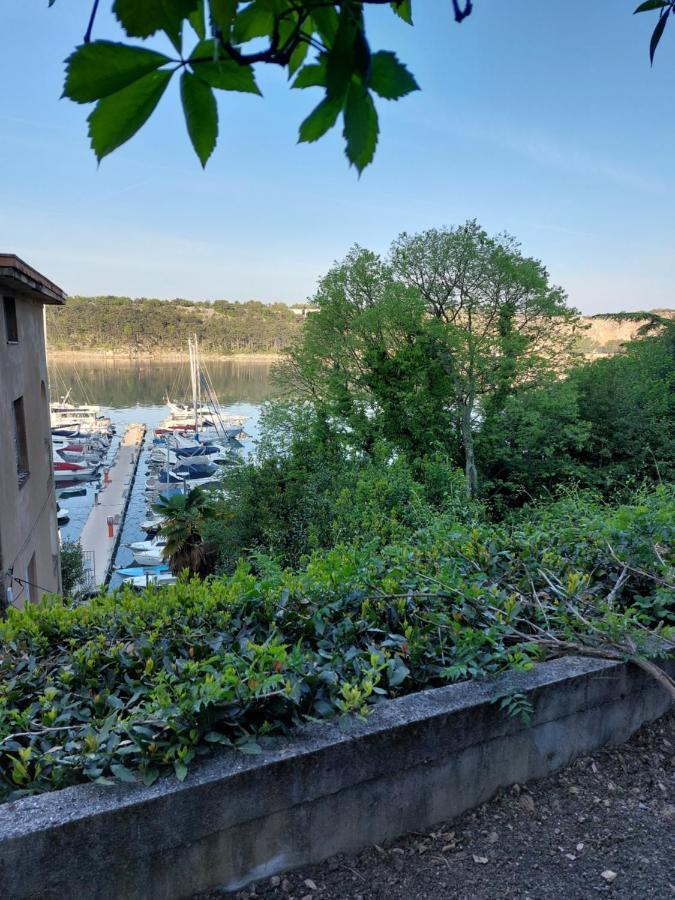 Apartman Studio Pesja Omišalj Exterior foto