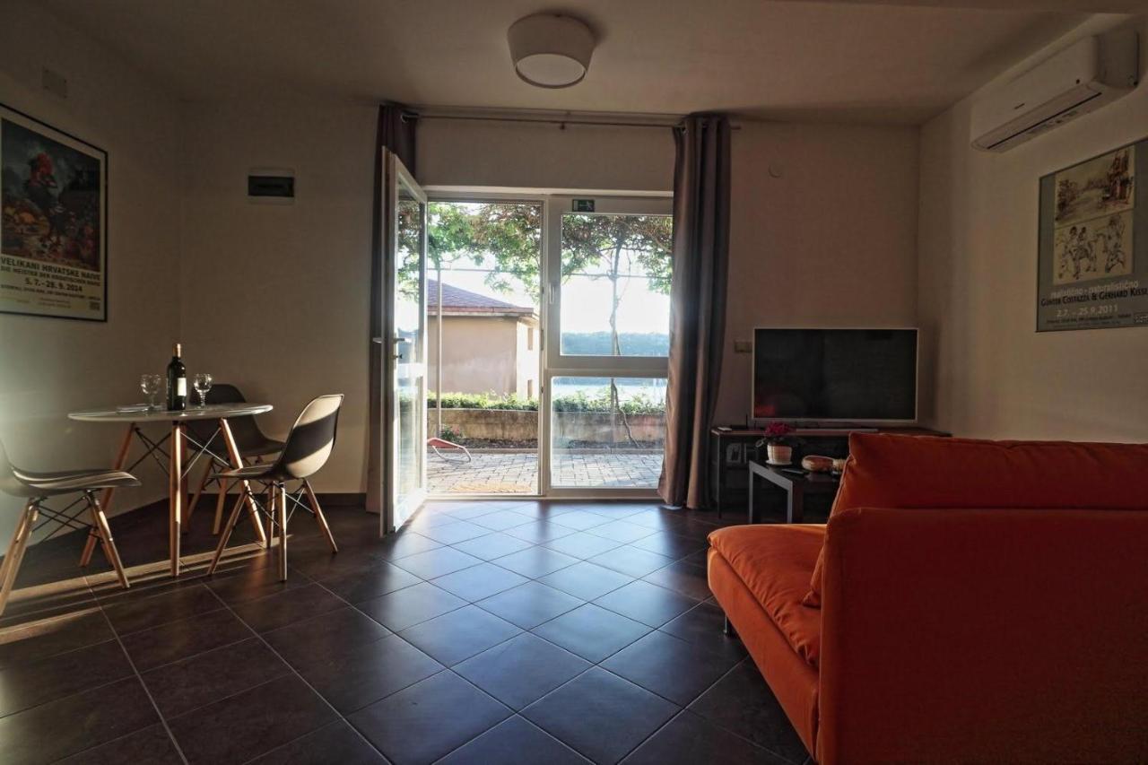 Apartman Studio Pesja Omišalj Exterior foto